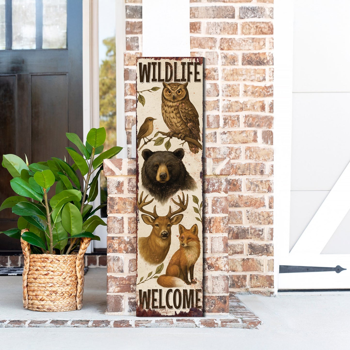 Wildlife Welcome Porch Sign | Rustic Cabin Lodge Decor with Bear, Deer, Owl & Fox | Outdoor Farmhouse Wall Art for Porch Entryway