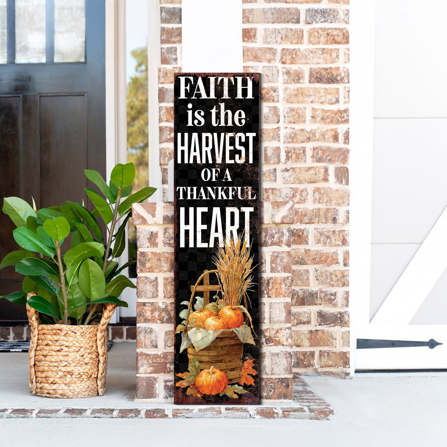 Christian Porch Sign – “Faith is the Harvest of a Thankful Heart” – Rustic Farmhouse Scripture Sign for Porch, Patio, Garden, or Indoor Décor