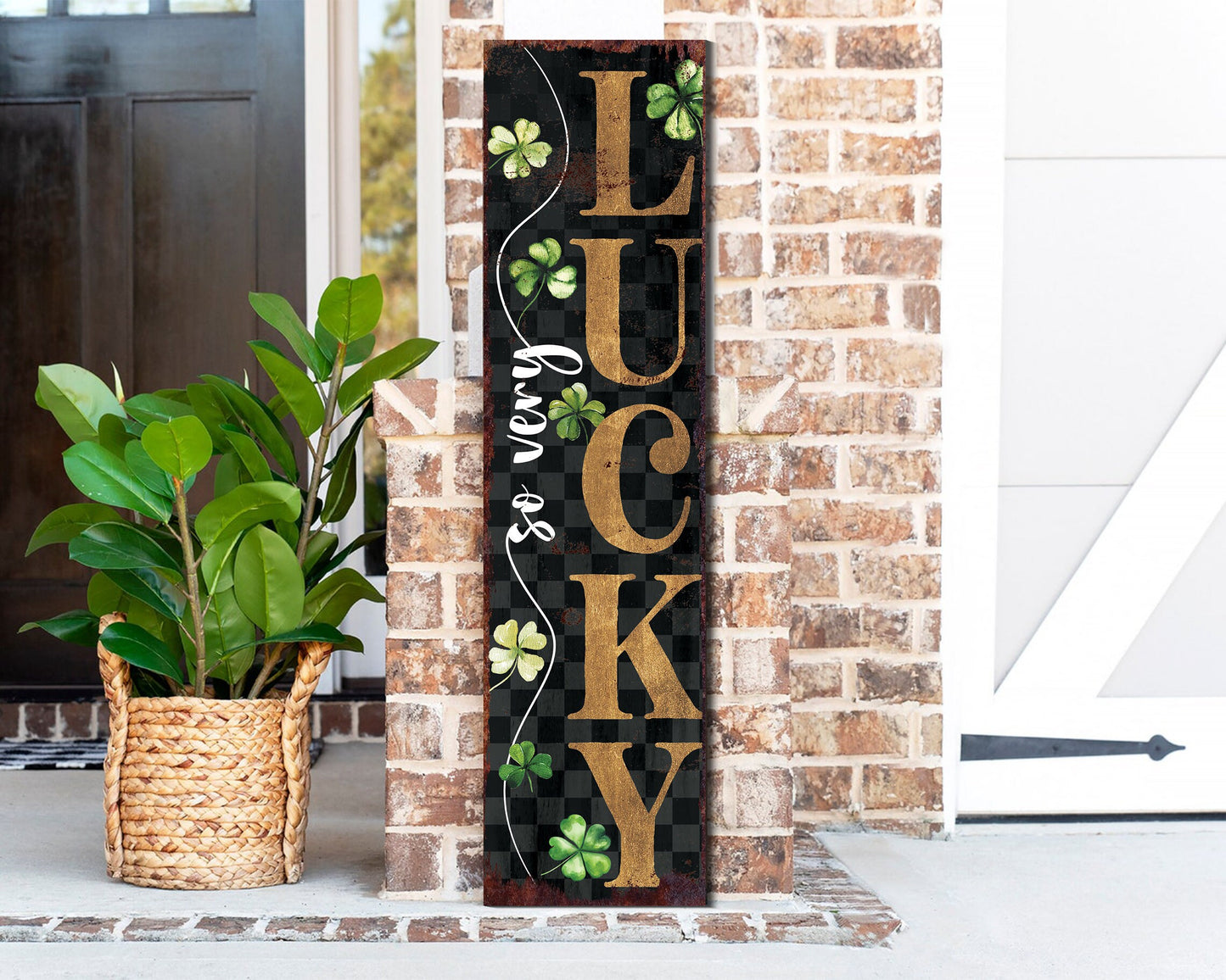 36in St. Patrick's Day 'So Very Lucky' Sign for Front Porch, Green St.Patrick's Decor for Front Door