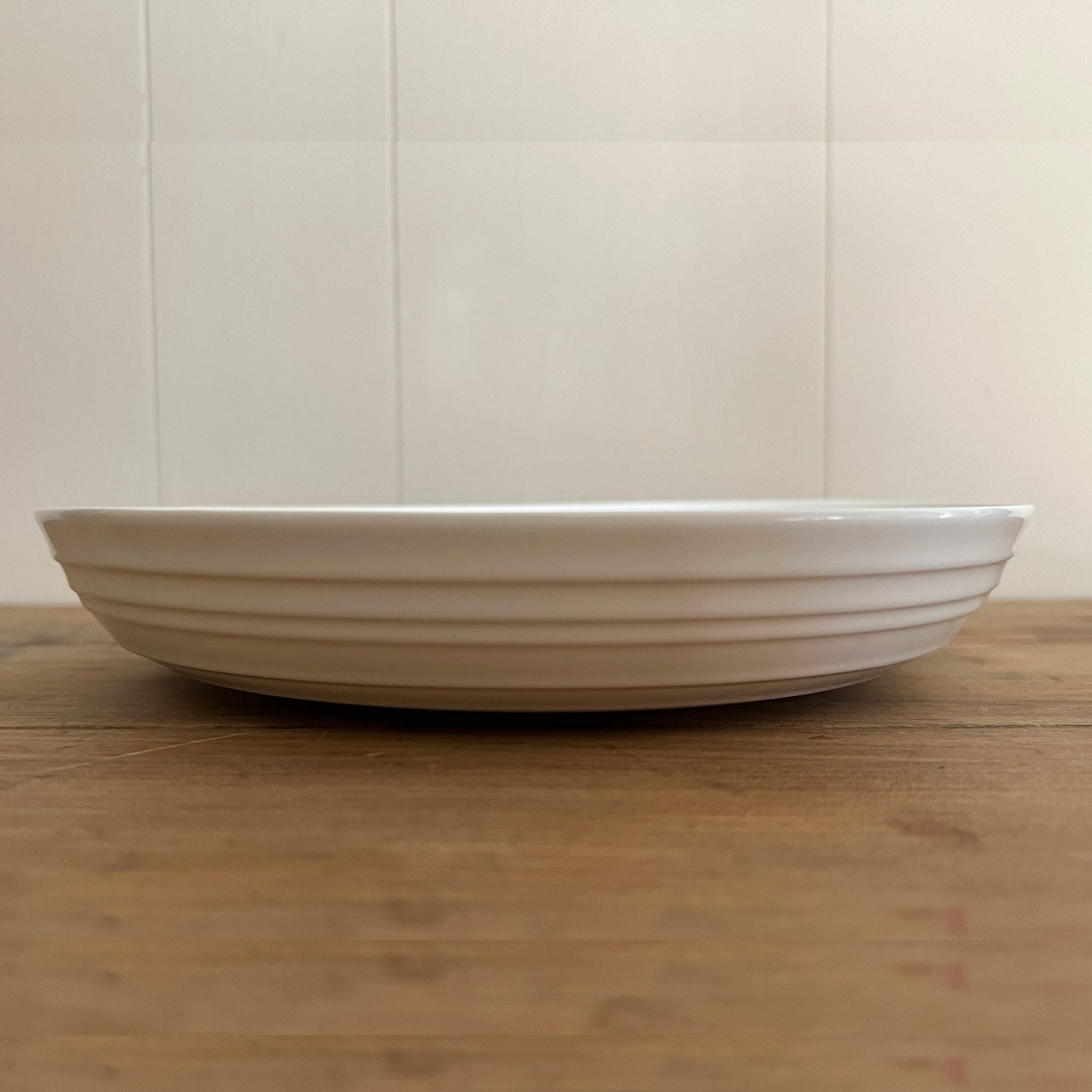 White Bone China Large Salad Pasta Dinner Bowls - 9 Inch Diameter | Elegant Tableware for Salads, Pasta, and Dinners | 3 Styles Available